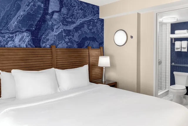 غرفة قياسية بسرير كينج، Fairfield Inn New York Manhattan Financial District 2/7
