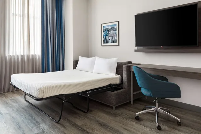 جناح استوديو بسريرين كوين مع أريكة، Hampton Inn and Suites Baltimore Inner Harbor 4/5