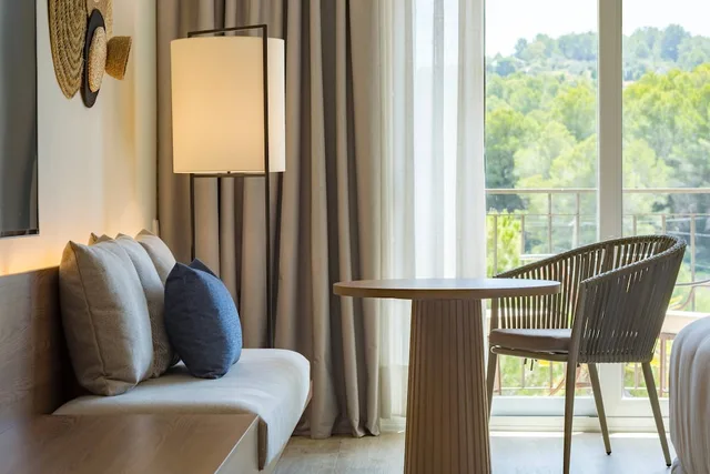 غرفة قياسية بسريرين مزدوجين، Hotel Denia La Sella Golf Resort And Spa Formerly Denia Marriott La Sella Golf Resort 4/8