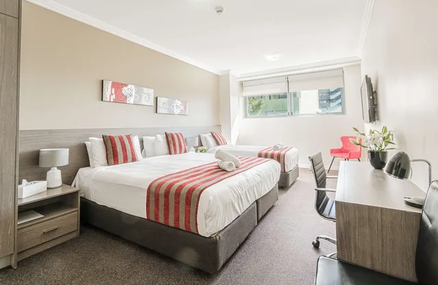 شقة بسرير كينج وسرير فردي بمطبخ صغير، Best Western Plus Camperdown Suites 2/10
