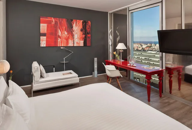 غرفة بريميوم بسرير مزدوج أو سريرين منفصلين بإطلالة على البحر، MELIA BARCELONA SKY 4/7