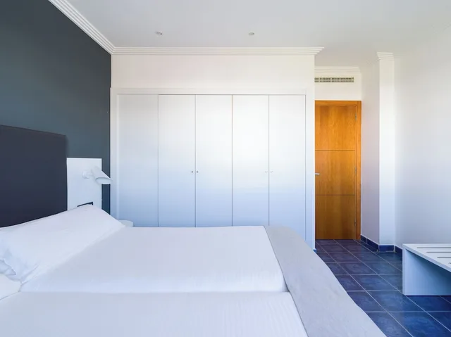 غرفة عائلية بسريرين منفصلين، Hotel LIVVO Mirador Papagayo 5/7