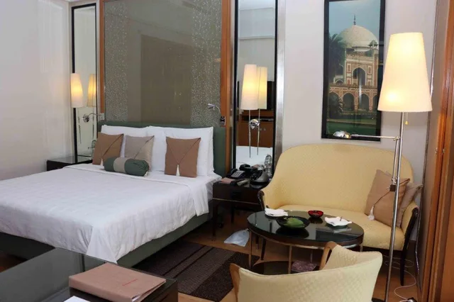 غرفة ديلوكس بإطلالة على المسبح، Trident Hotel Gurgaon 1/1