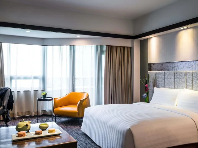 جناح بسرير كوين وسريرين منفصلين بغرفتي نوم، Grand Mercure Shanghai Hongqiao 2/9