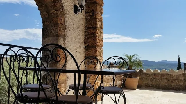Villa Arca، Draguignan 44/50