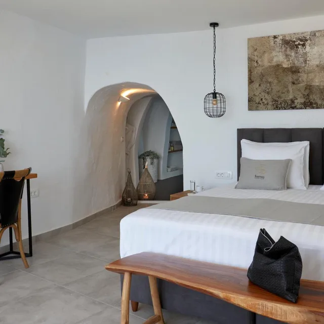 Interior, 2 Bedrooms, Cave, Villa, King Bed, Private Pool، Thermes Luxury Villas by Mr. and Mrs. White 2/10
