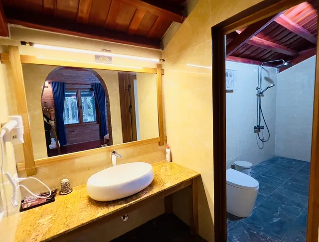 Traditional, Triple, 1 King and 1 Single Beds, Pool View, Ninh Binh Family Homestay 4/4