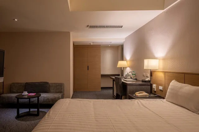 Executive, Queen Bed, Guide Hotel Taipei Chongqing 6/10