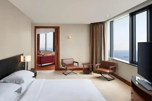 1 Bedroom, Signature, Sheraton, Suite, King Bed, Sea View, Club Lounge Access، Sheraton Istanbul Atakoy Hotel 1/6