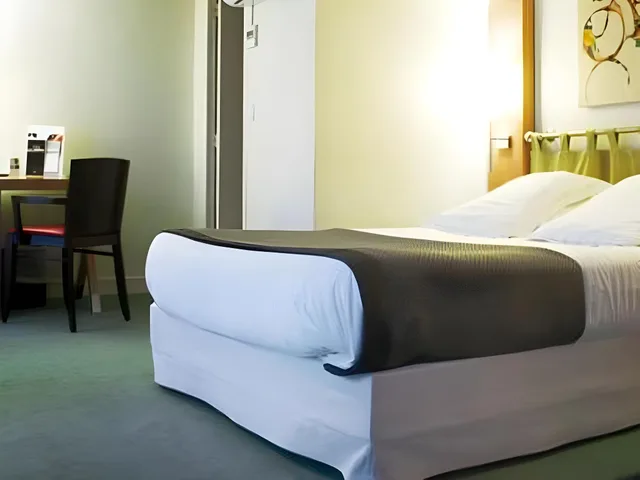 غرفة قياسية مفردة بسرير مزدوج، New Hotel Opera 2/2