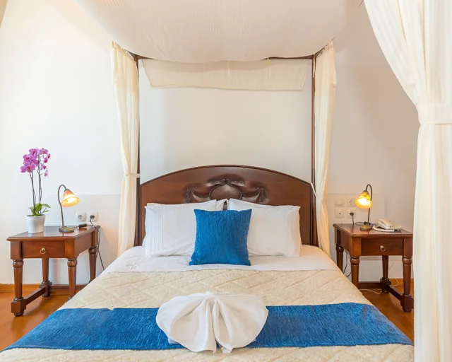 جناح بسرير مزدوج بإطلالة على البحر، Amphora Hotel 1/3