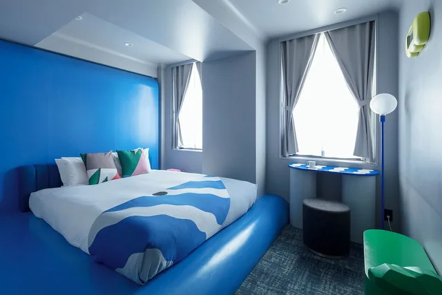 Dam, Standard, Queen Bed, BnA WALL 1/6