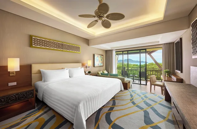 Garden, Deluxe, King Bed, Sea View، Shangri-La Rasa Ria Kota Kinabalu 1/4