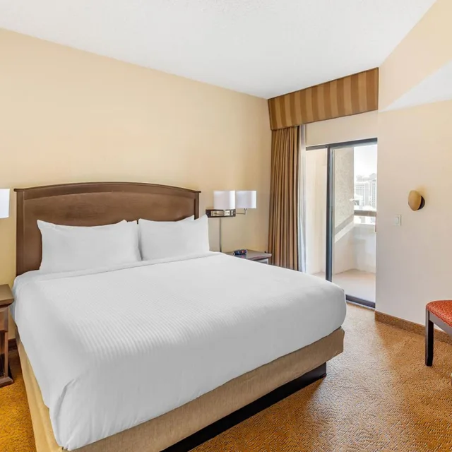 جناح بسرير كينج وسرير كوين بشرفة بغرفتي نوم مع أريكة، Hilton Vacation Club Polo Towers Las Vegas 2/10
