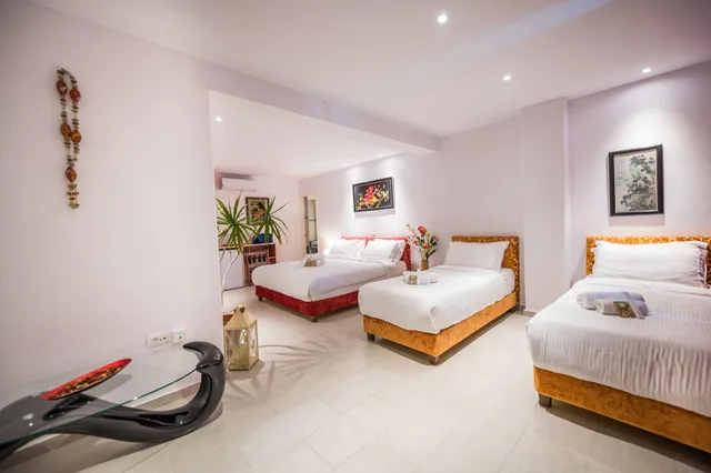 Family Suite, Pool View, Patio, Arlene Boutique 2/5