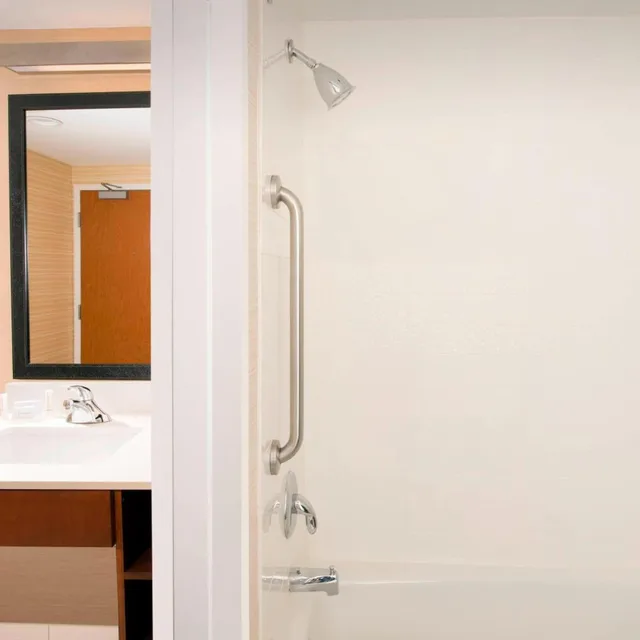 Suite, King Bed, Large, Fairfield Inn & Suites by Marriott Albany East Greenbush 5/5