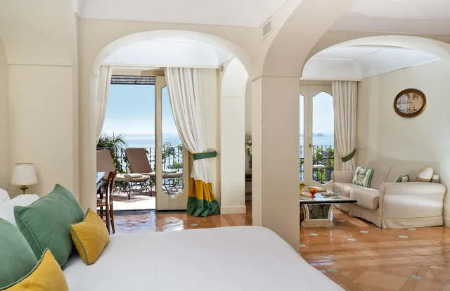 Suite, King Bed, Sea View, Hotel Punta Regina 1/2
