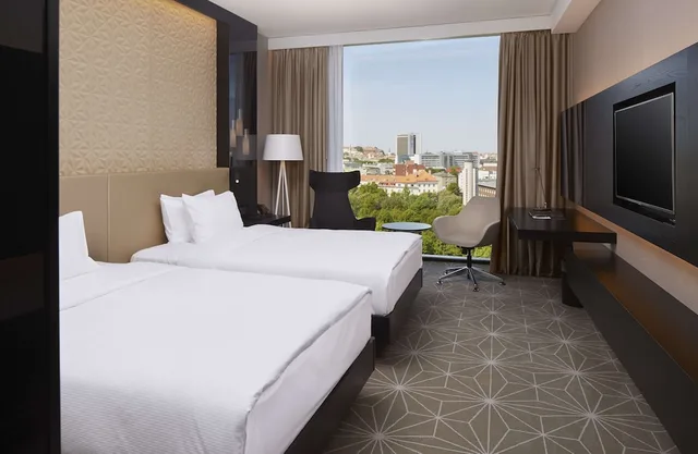 Deluxe, 2 Double Beds, Hilton Tallinn Park 3/7