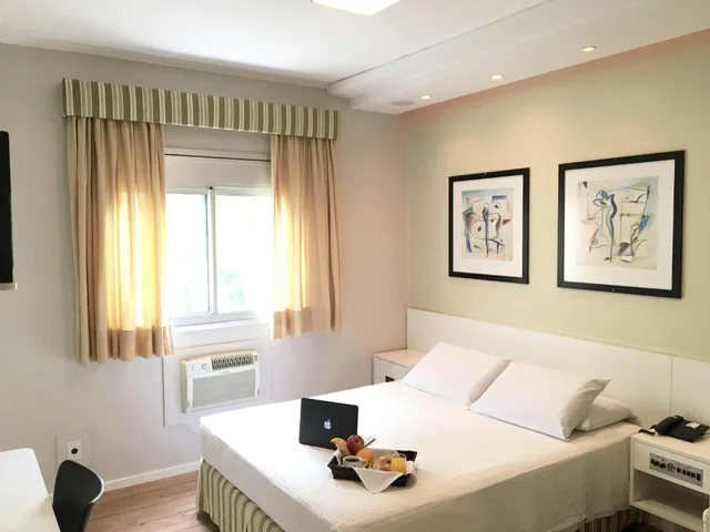 غرفة رباعية، Cosmos Hotel 5/8