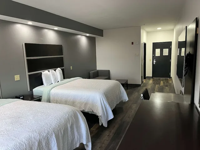 غرفة بسريرين كوين، Sonesta Essential Savannah 3/6