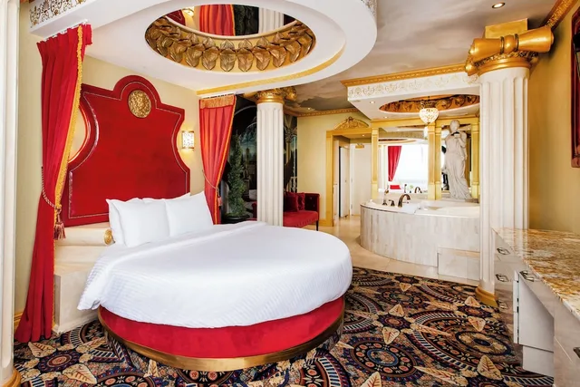 Theme, King Bed، Fantasyland Hotel 3/8