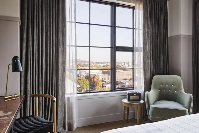 غرفة مريحة بسرير كوين بإطلالة، The Hoxton Portland 7/7