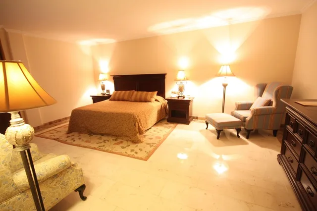 Master, Suite, King Bed, Sofa، Gran Hotel Diligencias 3/6