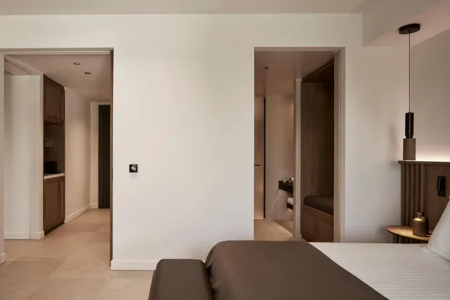 جناح بريميير بمسبح خاص، The Olivar Suites 4/9