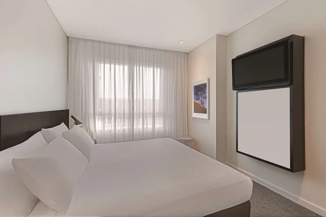 2 Bedrooms, Premier, Apartment, Adina Apartment Hotel Perth 2/4