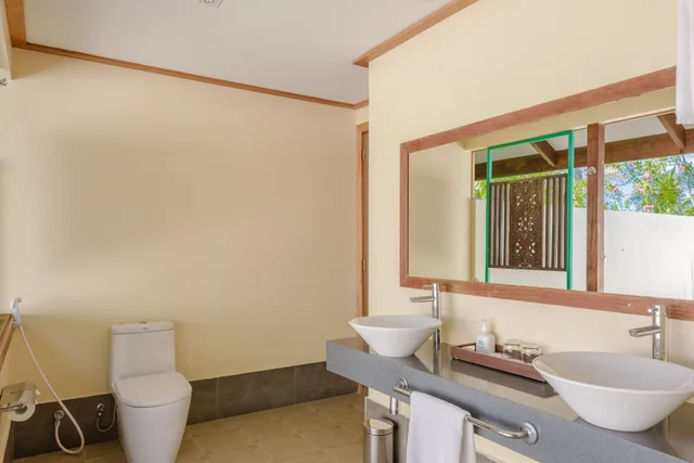 Sunset Beach Villa, King Bed، Canareef Resort Maldives 4/5