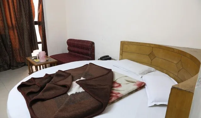 غرفة قياسية بسرير مزدوج، Hotel Delhi Regency 8/10