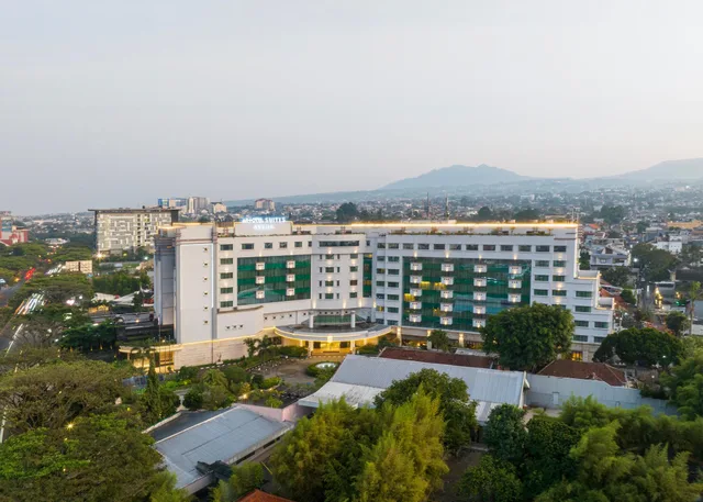 غرفة تُحدَّد عند الوصول، ARTOTEL Suites Aquila - Bandung 3/3