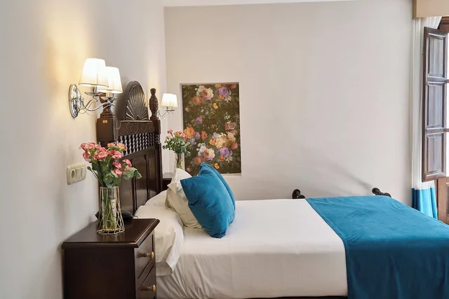 غرفة بانورامية بسرير كوين، Hai Maria de Molina 4/5