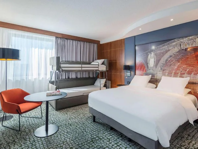 غرفة سوبيريور بسرير مزدوج مع أريكة، Mercure Toulouse Centre Compans Hotel 3/5