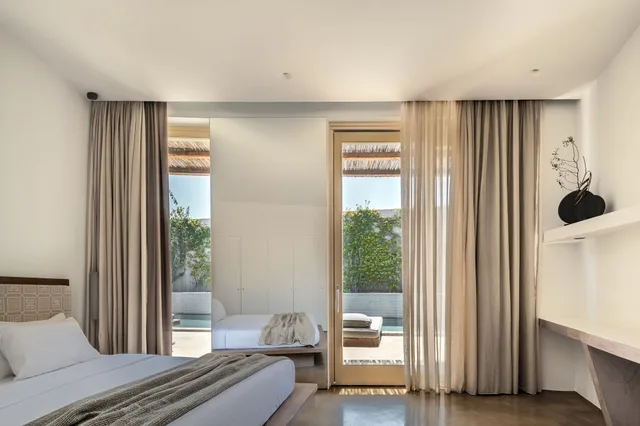 3 Bedrooms, Villa, 3 King Beds, Garden View, Private Infinity Pool، Andronis Concept Wellness Resort 2/8