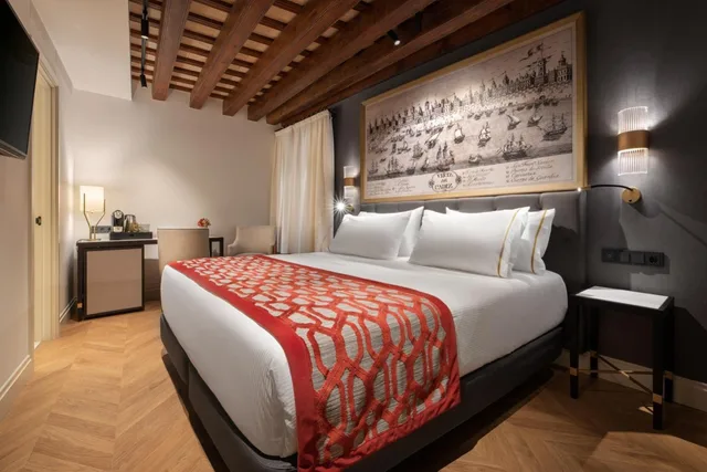 Classic, Double Bed, Aurea Casa Palacio Sagasta 3/5