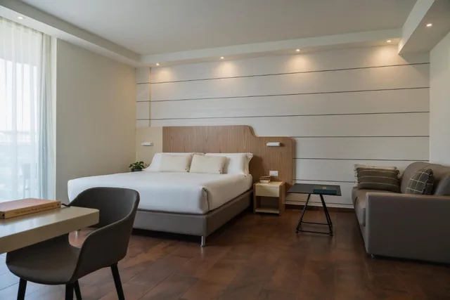 جناح جونيور، Parc Hotel Germano Suites 5/9