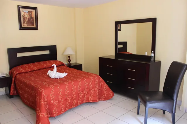 غرفة بسرير مزدوج، HOTEL CONQUISTADORES 4/8
