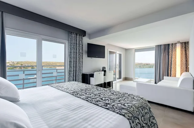 جناح جونيور بإطلالة على البحر، Barcelo Hamilton Menorca - Adults Only 1/2