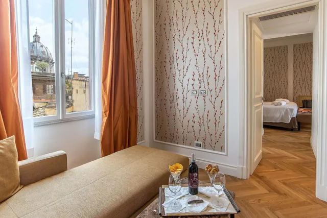 جناح جونيور بسرير كوين، Damaso Hotel 1/2
