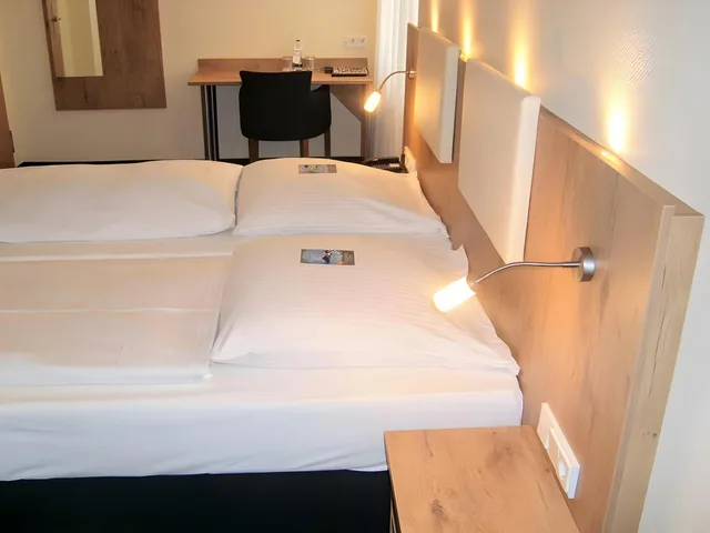 غرفة بزنس بسريرين مزدوجين، Daniel Hotel 1/1