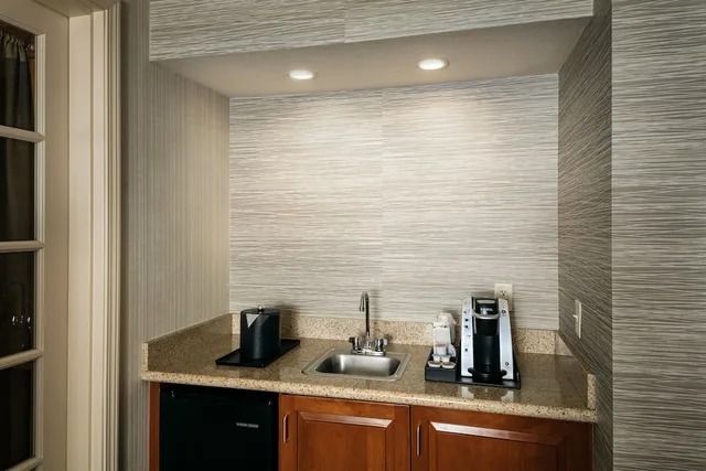 Suite, King Bed, Accessible, Hilton Garden Inn Tri-Cities Kennewick 8/9