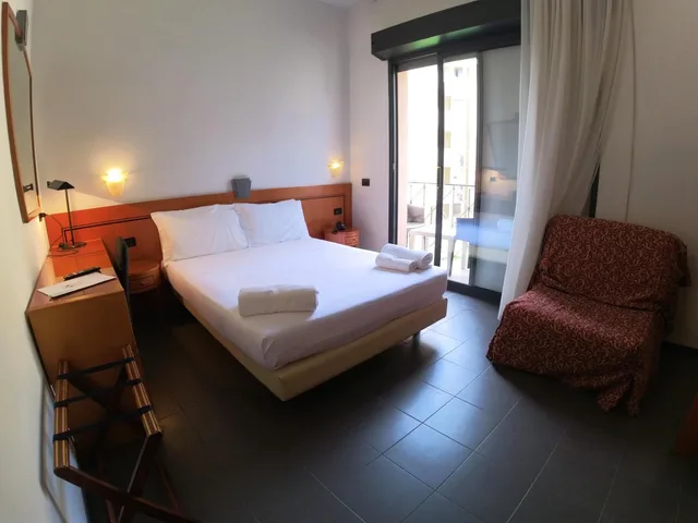 Room, French Bed, Sea View، Best Western Hotel Nettunia 4/8