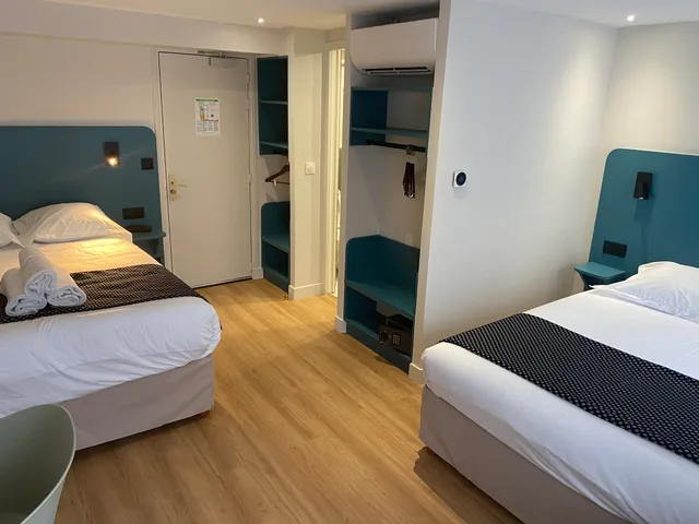 غرفة رباعية، HOTEL D ALSACE 2/8