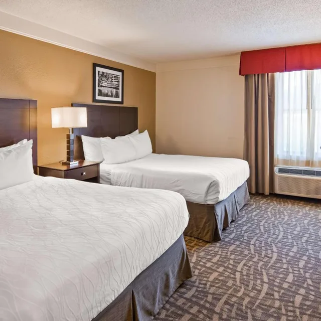 Suite, Queen Bed, Sofa, Best Western Plus Peoria 1/3
