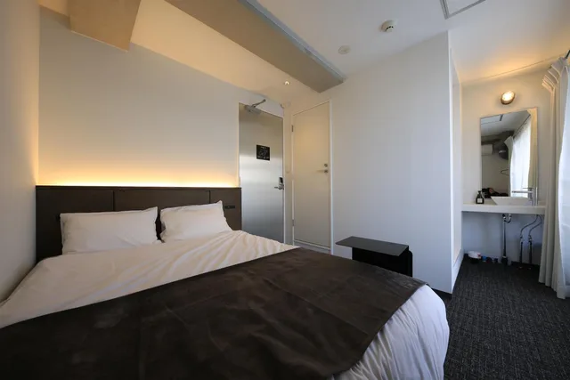 غرفة قياسية بسرير مزدوج، Unplan Shinjuku Hostel 1/3