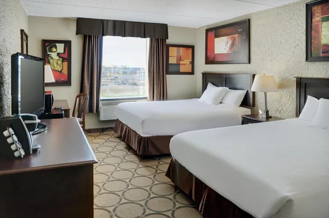 Room, 2 Queen Beds, Outdoor Entrance, Radisson Hotel Fort St. John, BC 2/5