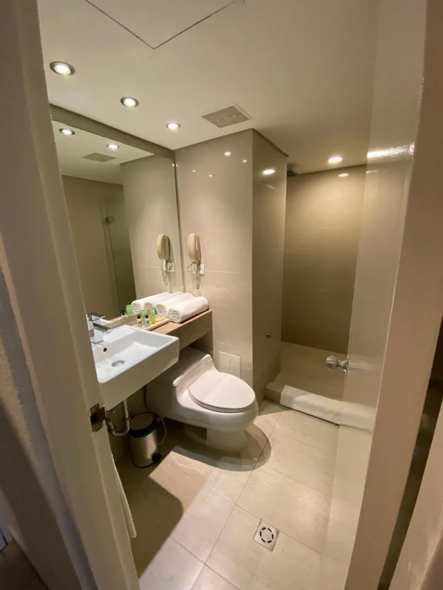 غرفة بسريرين منفصلين، Hotel Almirante Cartagena Colombia 3/3
