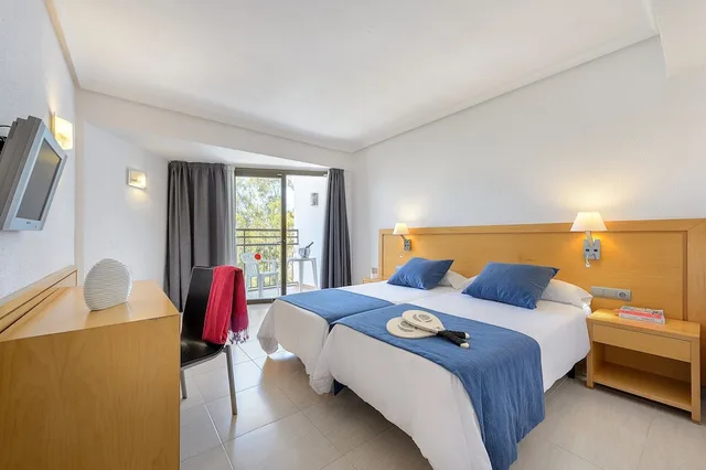 Twin Room 1+1، Hotel Vibra San Remo 1/10