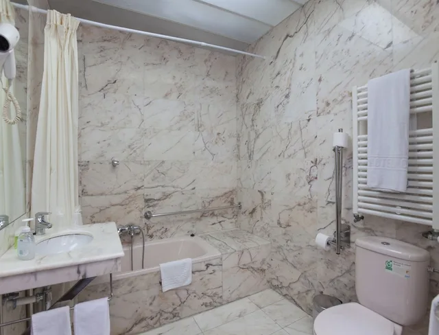 Room, Single, Alba Hotel 13/14